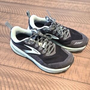 Brooks Cascadia 16 Running Shoes